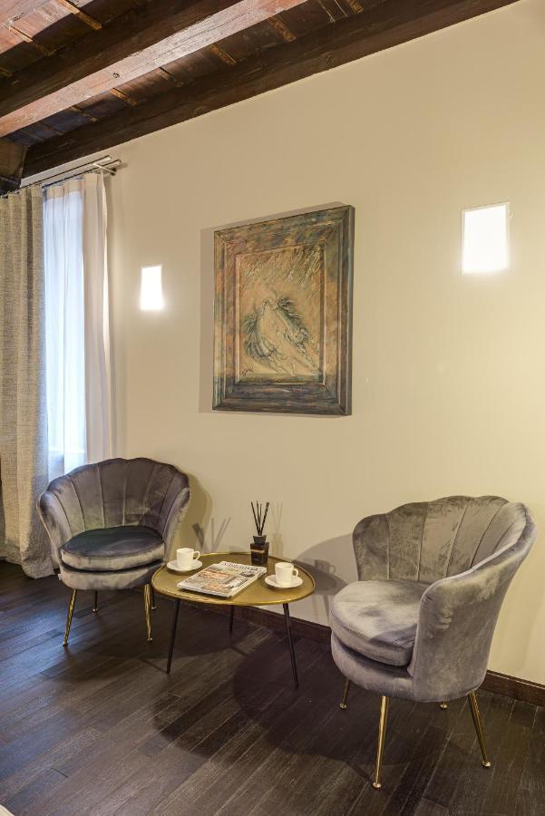Palazzo Duomo Suites In Udine Center Exteriér fotografie