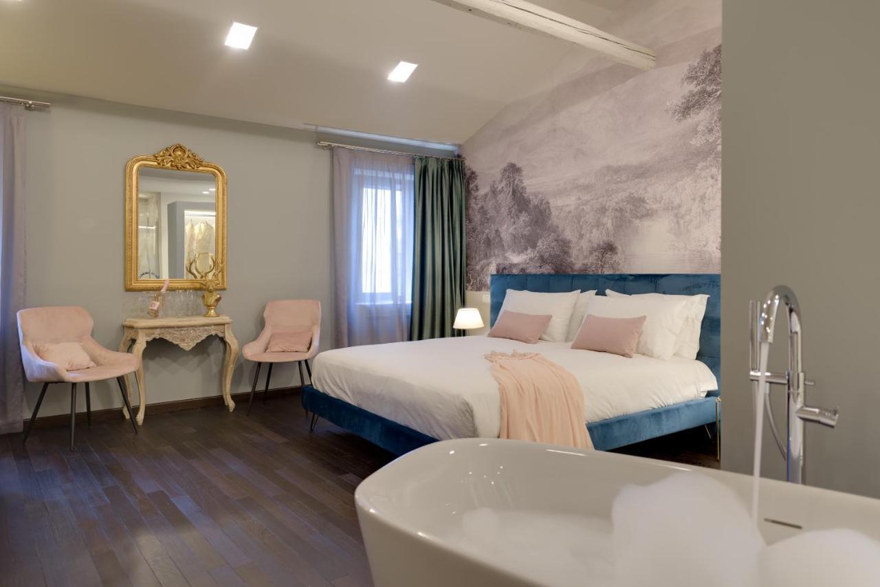Palazzo Duomo Suites In Udine Center Exteriér fotografie